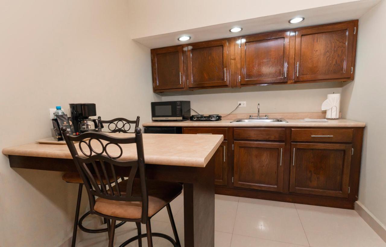 Heroica Caborca El Camino Hotel & Suites מראה חיצוני תמונה
