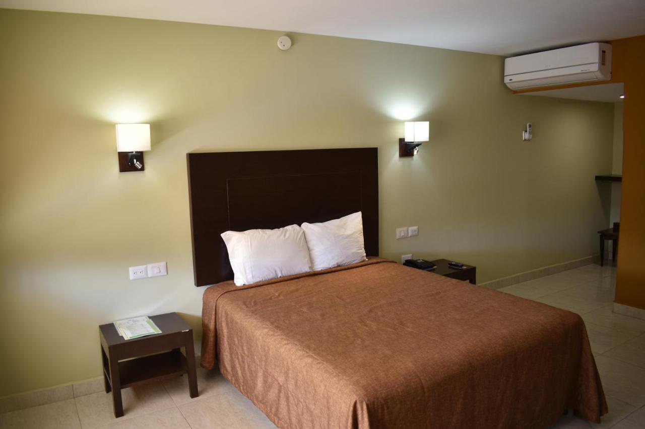 Heroica Caborca El Camino Hotel & Suites מראה חיצוני תמונה
